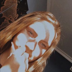 Meet your Posher, Carleigh